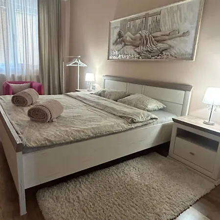 Апартаменты Teodora *